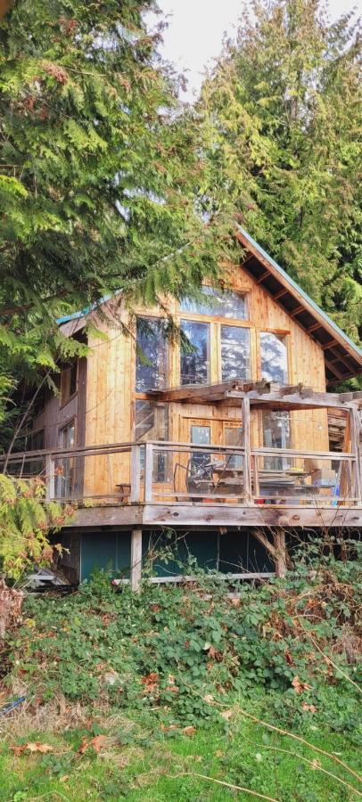 Ocean Views & Sunset Beach Cabin With Soaker Tub & Fire Pit Villa Powell River Exterior photo